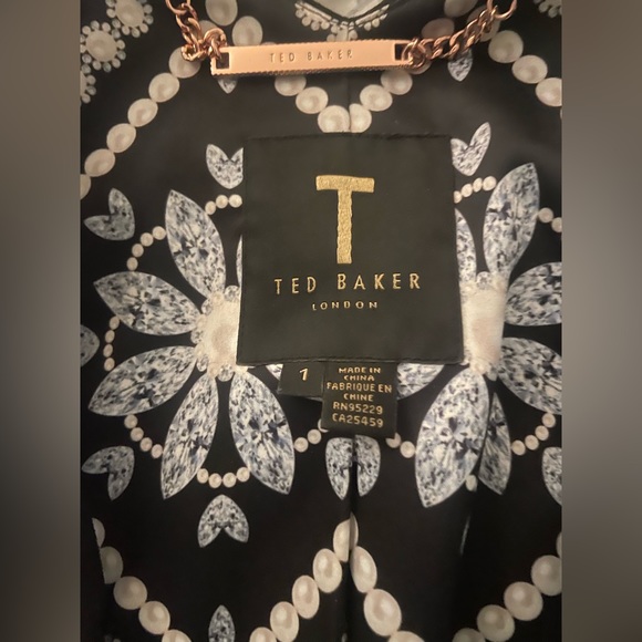 Black Ted Baker blazer - Picture 2 of 2